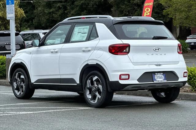 2026 Hyundai Venue SEL w/Two-Tone Roof