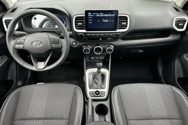 2026 Hyundai Venue SEL w/Two-Tone Roof