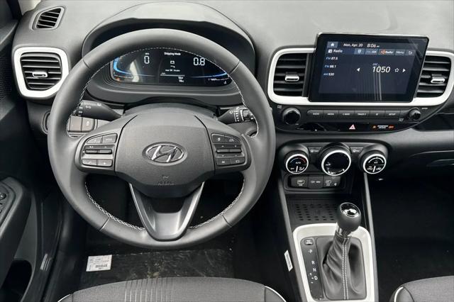 2026 Hyundai Venue SEL w/Two-Tone Roof