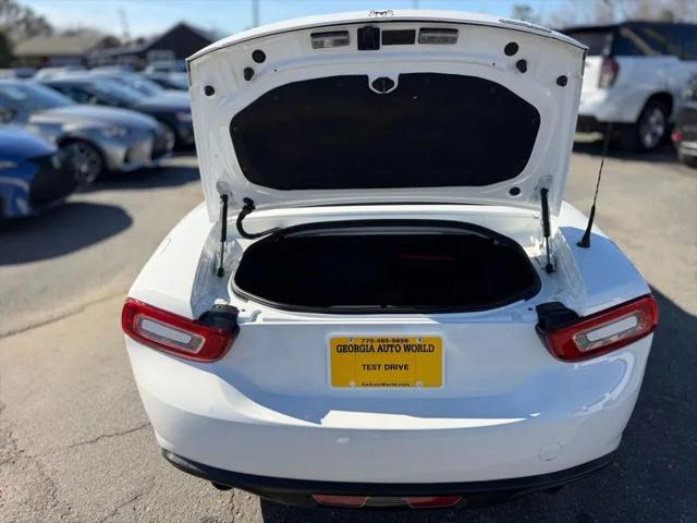 2017 Fiat 124 Spider Lusso