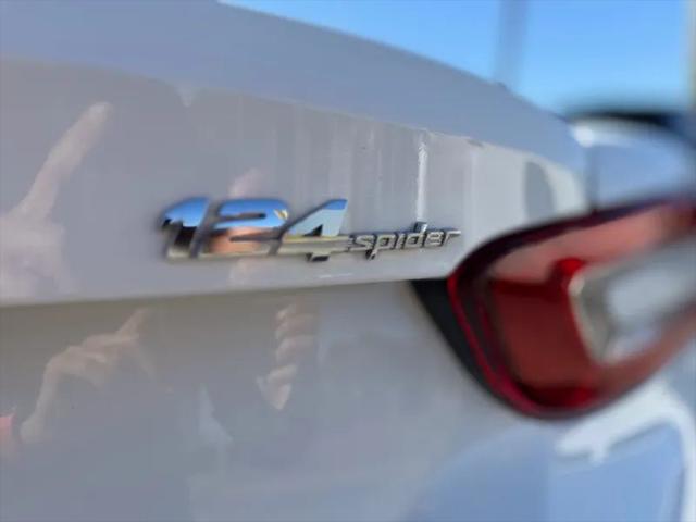 2017 Fiat 124 Spider Lusso