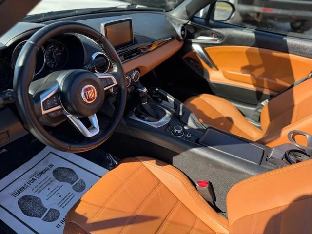 2017 Fiat 124 Spider Lusso