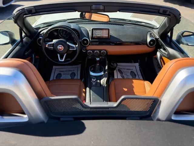 2017 Fiat 124 Spider Lusso