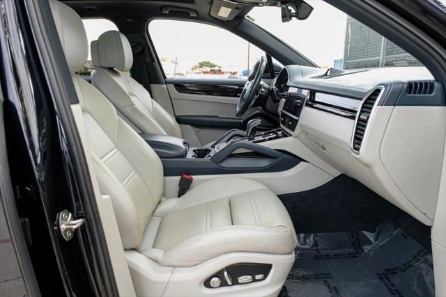 2019 Porsche Cayenne S