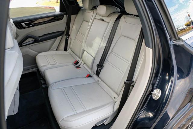 2019 Porsche Cayenne S