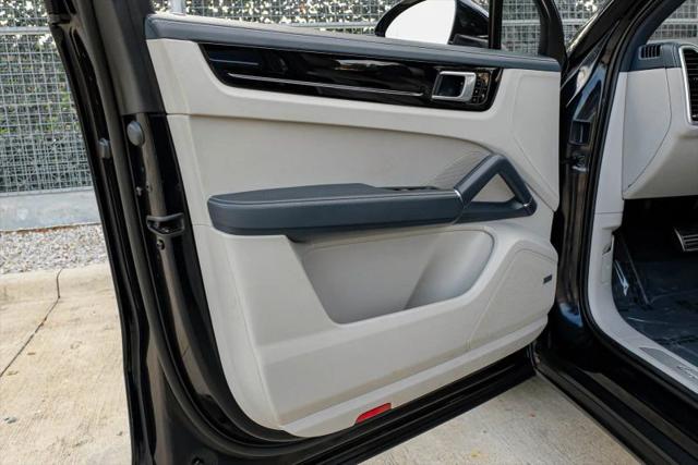 2019 Porsche Cayenne S
