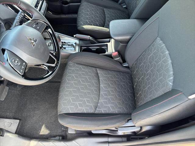 2026 Mitsubishi Outlander Sport 2.0 LE
