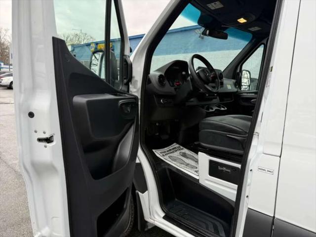 2025 Mercedes-Benz Sprinter 2500 Standard Roof 4-Cyl Diesel