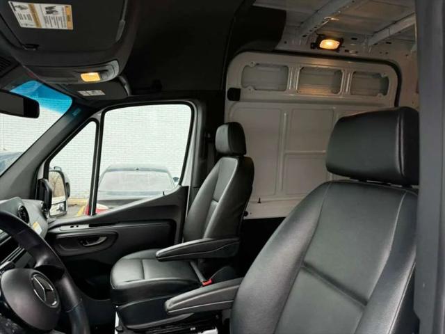 2025 Mercedes-Benz Sprinter 2500 Standard Roof 4-Cyl Diesel