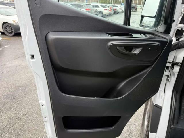 2025 Mercedes-Benz Sprinter 2500 Standard Roof 4-Cyl Diesel