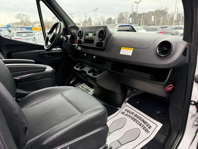 2025 Mercedes-Benz Sprinter 2500 Standard Roof 4-Cyl Diesel