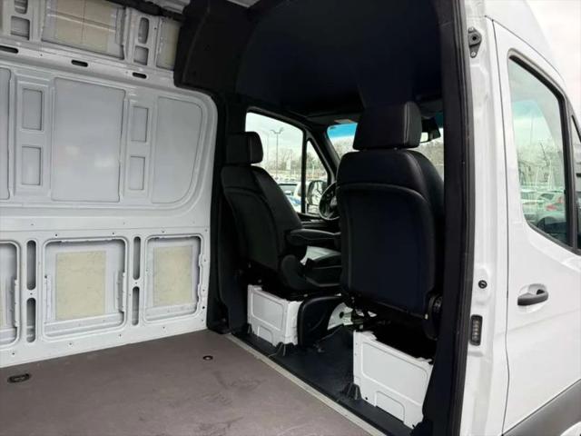 2025 Mercedes-Benz Sprinter 2500 Standard Roof 4-Cyl Diesel