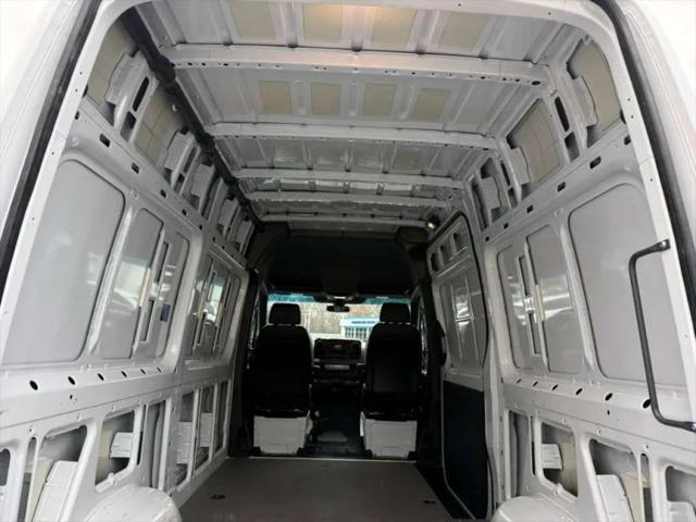 2025 Mercedes-Benz Sprinter 2500 Standard Roof 4-Cyl Diesel