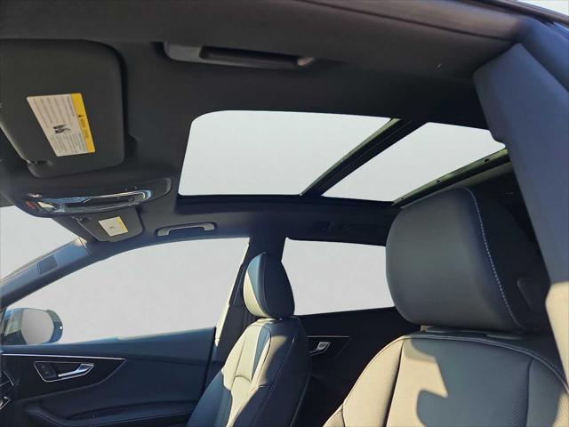2026 Audi Q8 Premium Plus 55 TFSI quattro Tiptronic