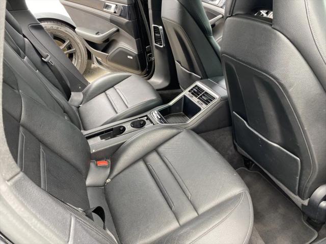 2018 Porsche Panamera 4