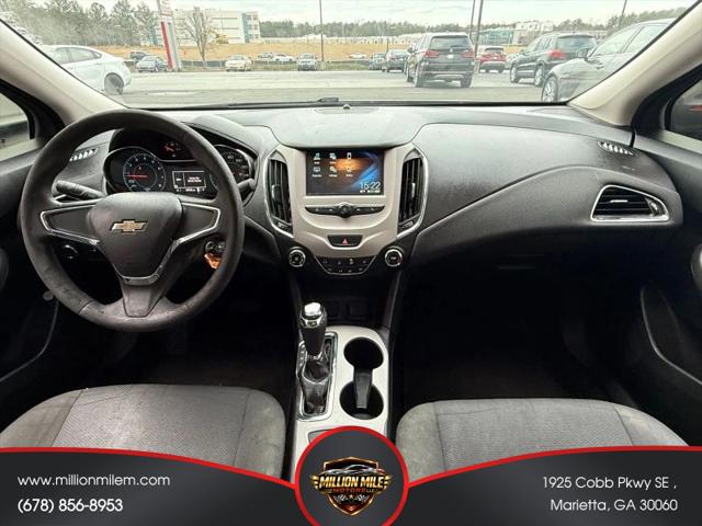 2018 Chevrolet Cruze LS Auto