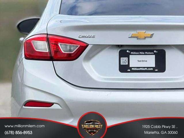 2018 Chevrolet Cruze LS Auto