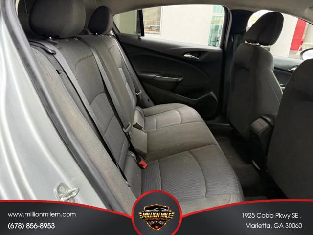 2018 Chevrolet Cruze LS Auto