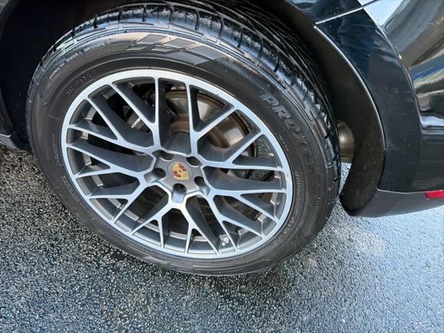 2018 Porsche Macan Sport Edition