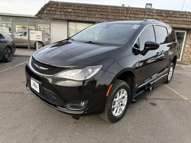 2020 Chrysler Pacifica Touring L