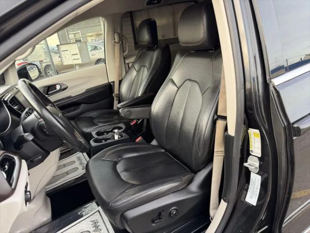2020 Chrysler Pacifica Touring L