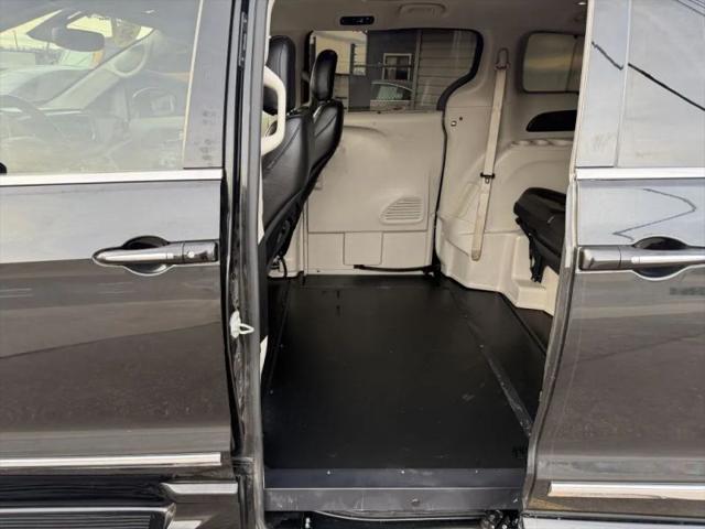 2020 Chrysler Pacifica Touring L