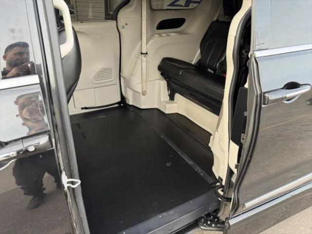 2020 Chrysler Pacifica Touring L