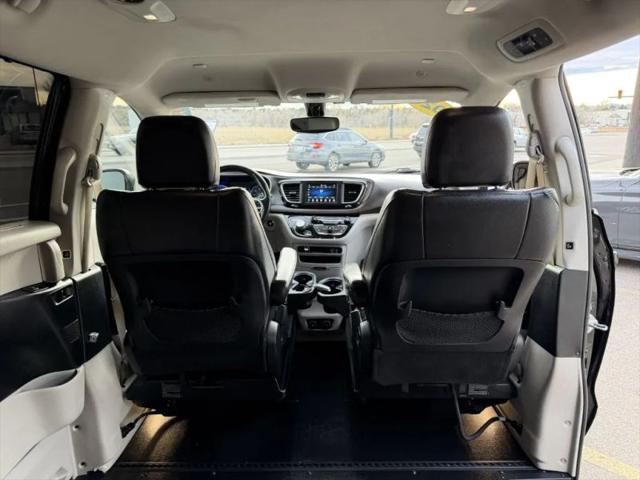 2020 Chrysler Pacifica Touring L