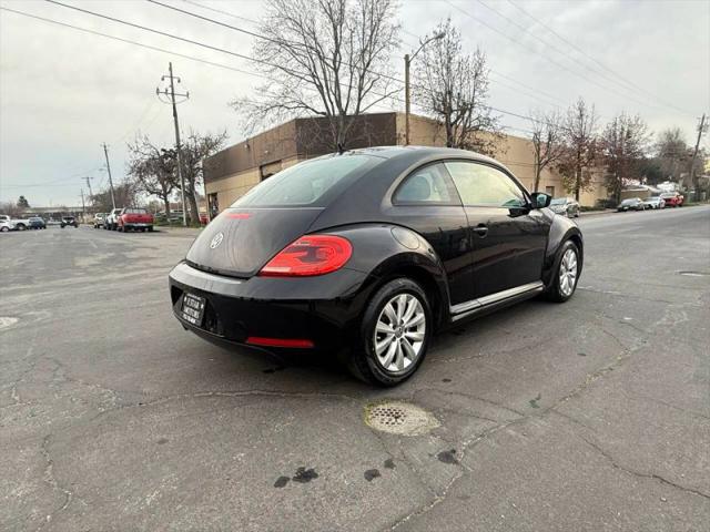 2014 Volkswagen Beetle 2.5L Entry