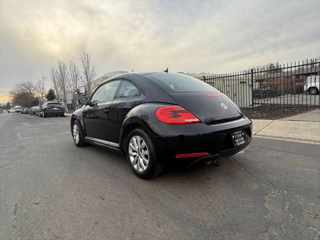 2014 Volkswagen Beetle 2.5L Entry
