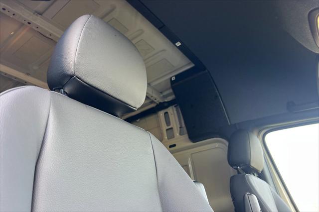 2026 Mercedes-Benz Sprinter 2500 Cargo 144 WB