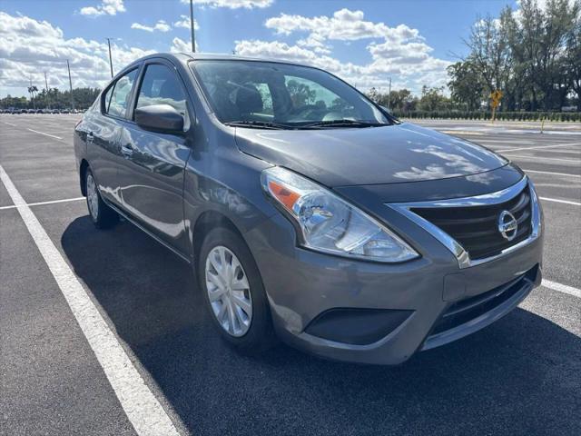 2018 Nissan Versa 1.6 SV for sale in Hialeah, FL