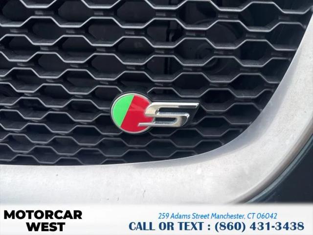 2018 Jaguar F-PACE S