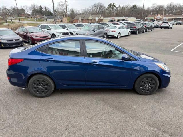 2016 Hyundai Accent SE