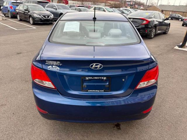 2016 Hyundai Accent SE