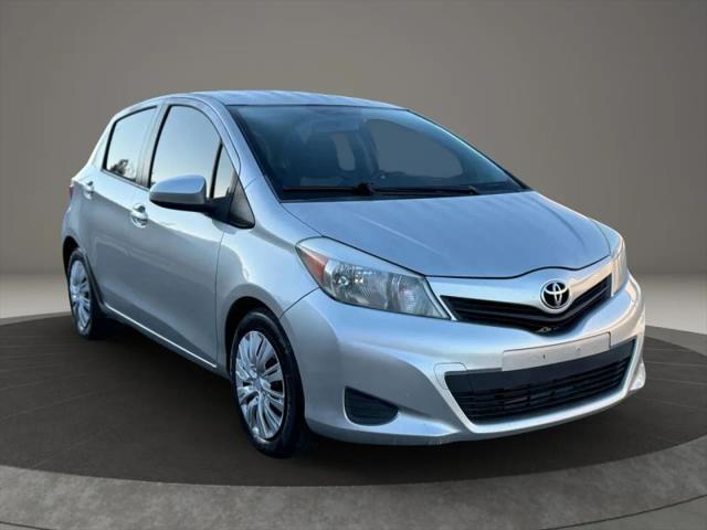 2013 Toyota Yaris LE
