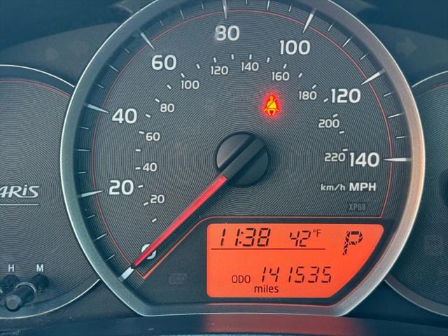 2013 Toyota Yaris LE