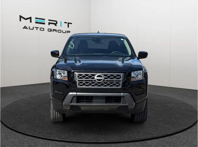 2022 Nissan Frontier Crew Cab SV 4x2