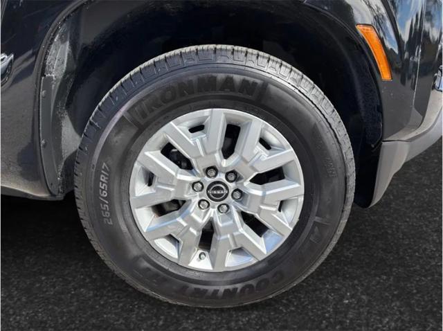 2022 Nissan Frontier Crew Cab SV 4x2