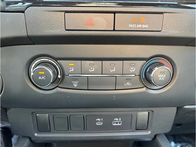 2022 Nissan Frontier Crew Cab SV 4x2