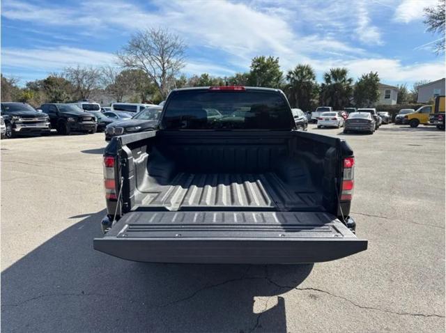 2022 Nissan Frontier Crew Cab SV 4x2