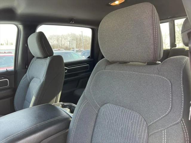 2020 Ram 1500 Big Horn Crew Cab 4x4 5'7" Box