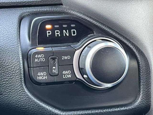 2020 Ram 1500 Big Horn Crew Cab 4x4 5'7" Box