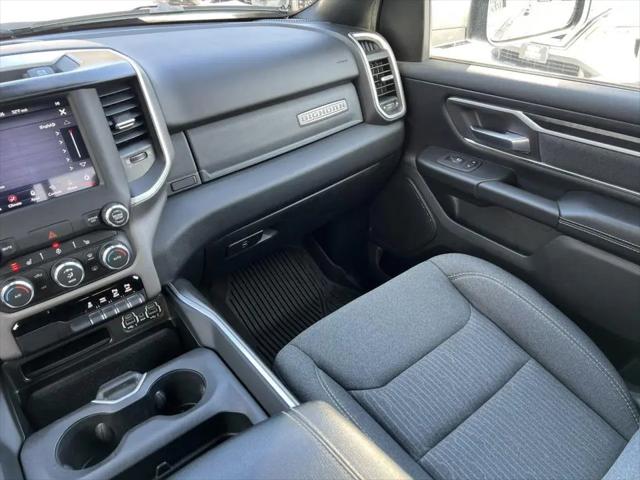 2020 Ram 1500 Big Horn Crew Cab 4x4 5'7" Box