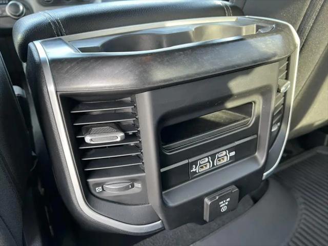 2020 Ram 1500 Big Horn Crew Cab 4x4 5'7" Box