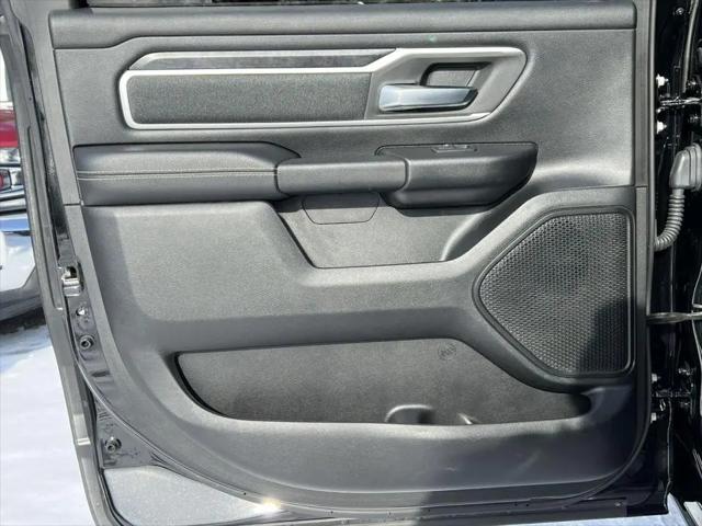 2020 Ram 1500 Big Horn Crew Cab 4x4 5'7" Box