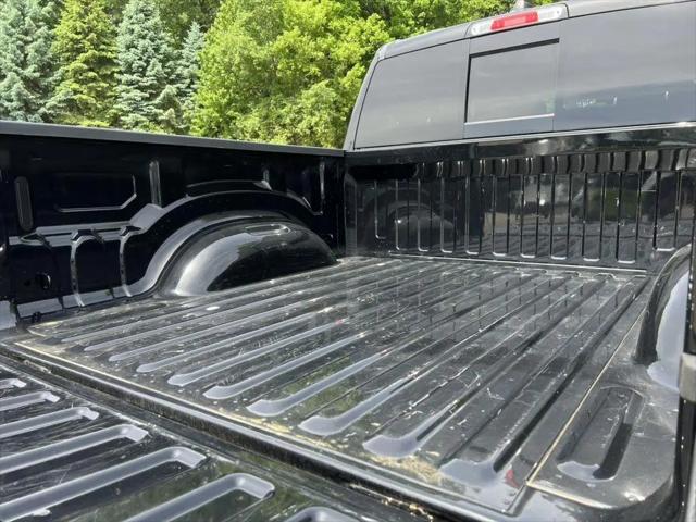 2020 Ram 1500 Big Horn Crew Cab 4x4 5'7" Box