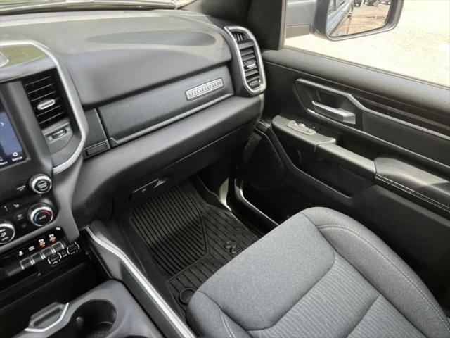 2020 Ram 1500 Big Horn Crew Cab 4x4 5'7" Box