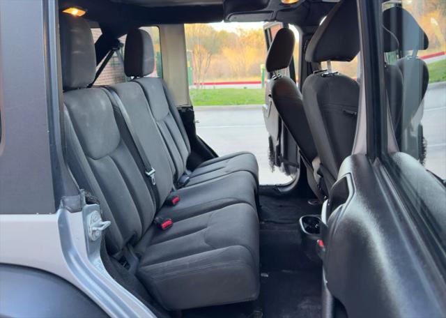 2016 Jeep Wrangler Unlimited Sport