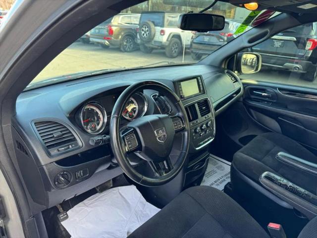 2017 Dodge Grand Caravan SE Plus